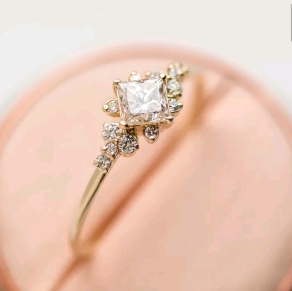 18K Rose Gold filled princess cut "diamond" - Picture 1 of 5
